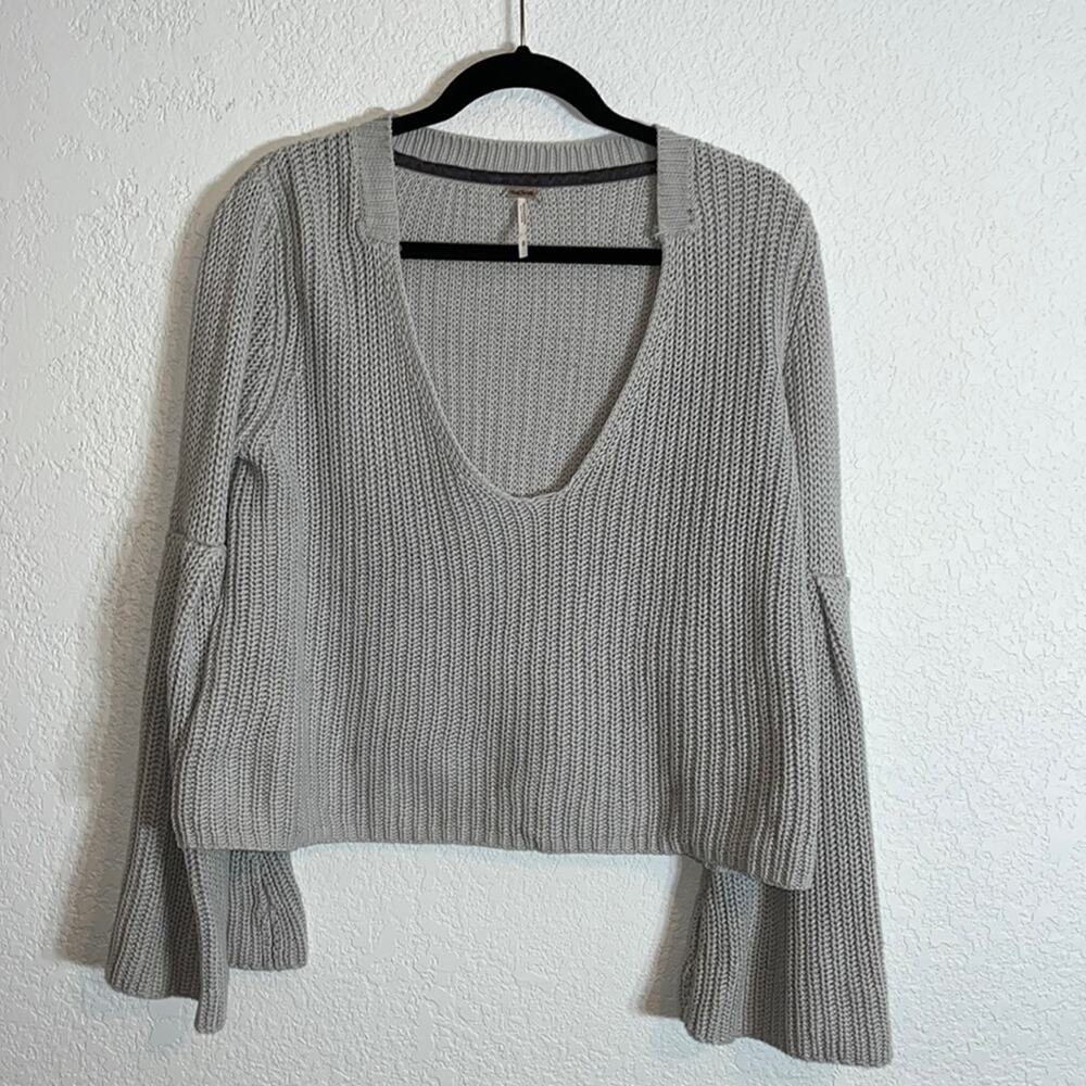Free People cotton boxy crop V-neck bell sleeve sweater in gray